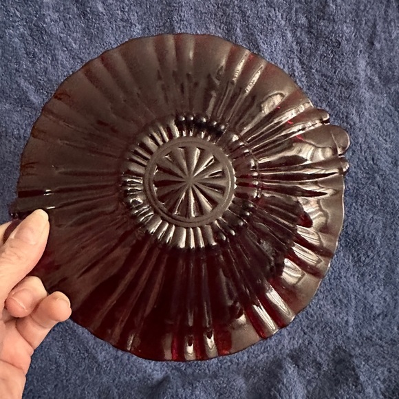 Anchor Hocking Red Ruby 8” Plate - Vintage 1938 - Picture 4 of 5